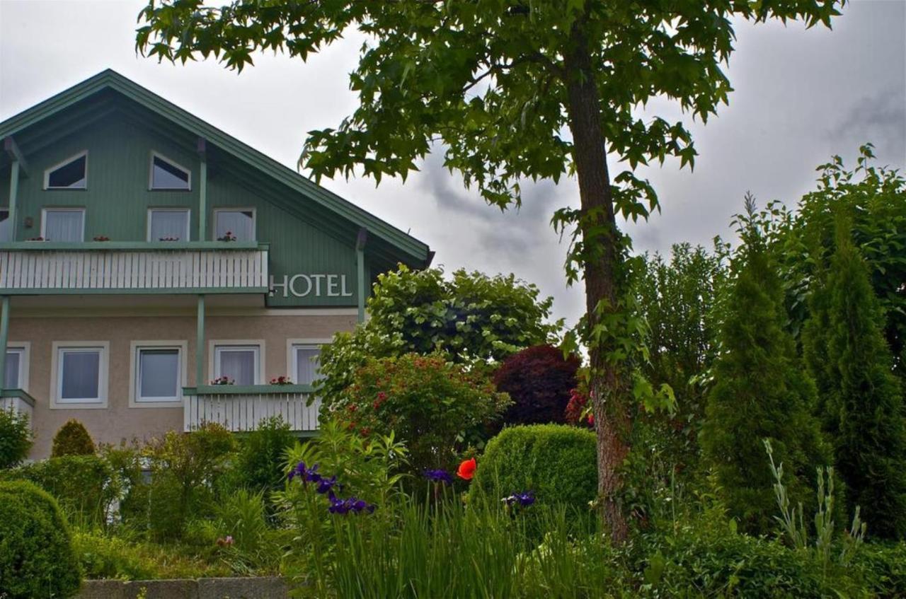 Gartenhotel Salzach Burghausen Exterior photo